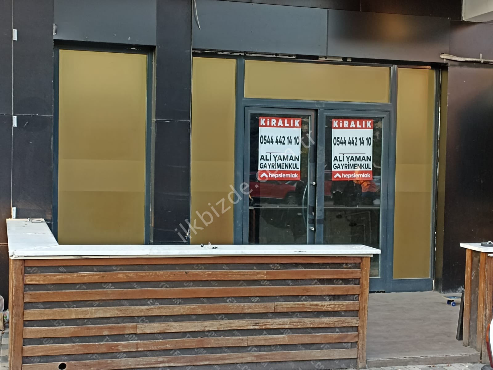 ALİ YAMAN'DAN ALAVARDI MAH. FATİH CADDESİNDE 32M2 KİRALIK DÜKKAN