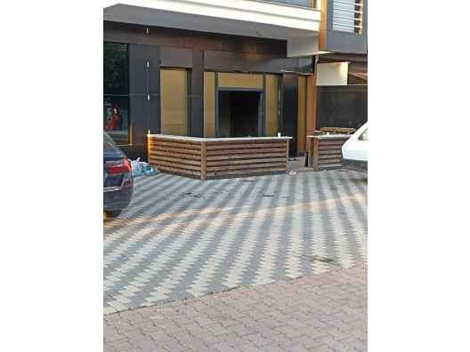 ALİ YAMAN'DAN ALAVARDI MAH. FATİH CADDESİNDE 32M2 KİRALIK DÜKKAN