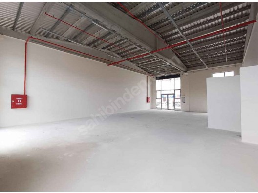 YENİ LARENDE SANAYİ SİTESİN'de CADDE CEPHELİ DÜKKAN
