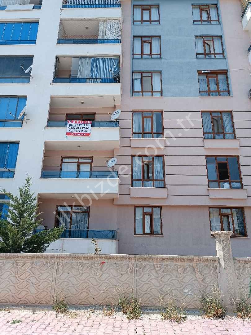 HAMZAOĞLU MAHALLESİ'NDE ARAKAT 2+1 DAİRE