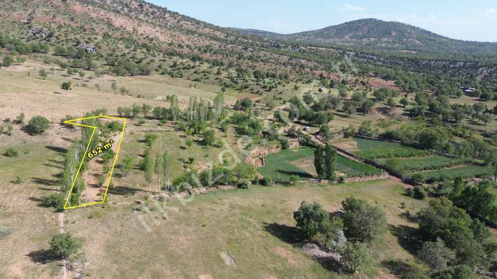 BOZKIR HACILAR DA 652 M2 MÜSTAKİL TAPULU BAHÇE