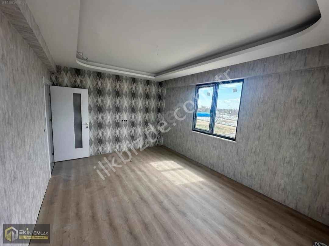KARATAY KARAASLAN ÜZÜMCÜ MAH. ARAKAT SATILIK 2+1 DAİRE