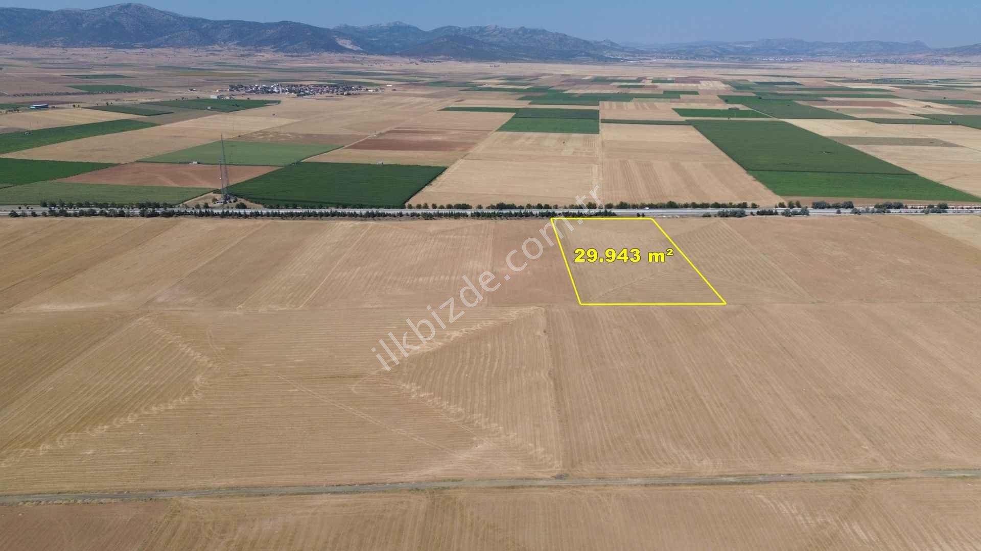MERKEZE 14 KM UZAKLIKTAKARAMAN MERKEZE 35 KM