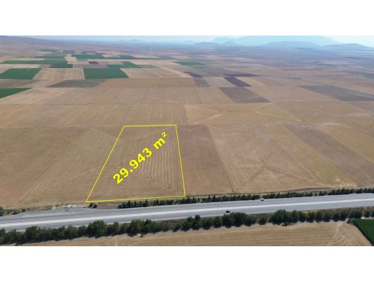 MERKEZE 14 KM UZAKLIKTAKARAMAN MERKEZE 35 KM