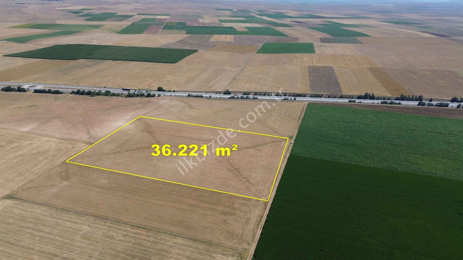 MERKEZE 15 KM UZAKLIKTA KARAMAN MERKEZE 36 KM