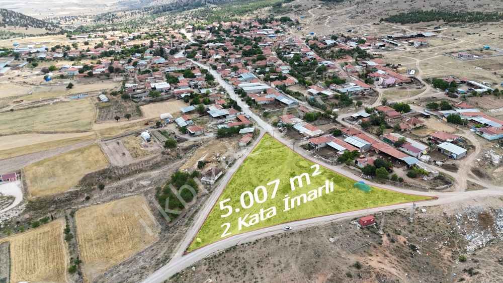 MERKEZE 44 KM MESAFEDEDİR BURDUR-FETHİYE KARAYOLUNA 3 KM