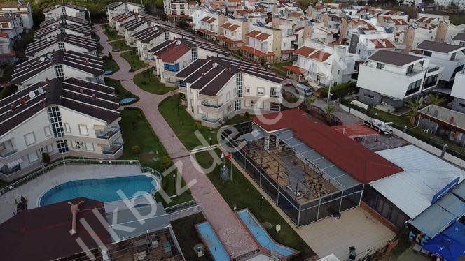 İZMİR GÜMÜLDÜRDE DENİZE SIFIR 300m2 dükkan