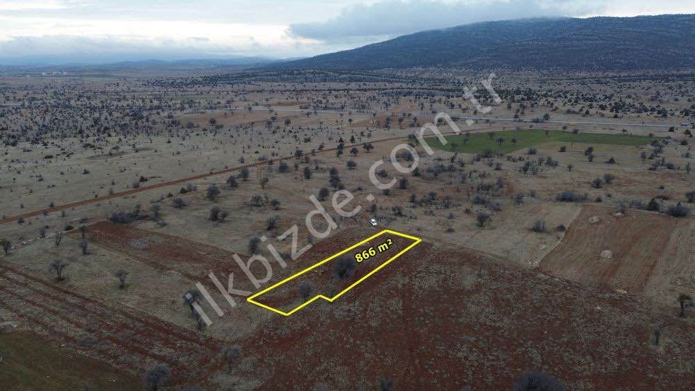 BOZKIR BOYALI DA 866 M2 MÜSTAKİL TAPULU ARAZİ