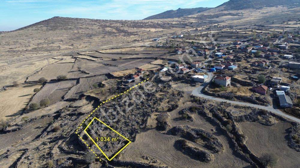 EMİRGAZİ GÖLÖRENDE 1.034 M2 MÜSTAKİL TAPULU ARAZİ