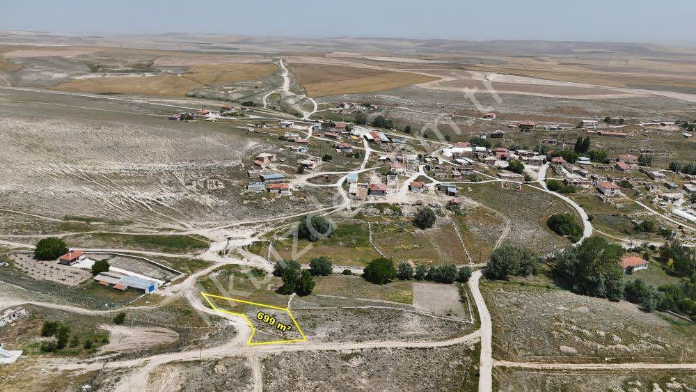 CİHANBEYLİ KAYIDA 699 M2 MÜSTAKİL TAPULU İMARLI ARSA
