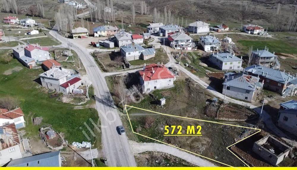 BOZKIR YAZDAMI DA 572 M2 MÜSTAKİL TAPULU İMARLI ARSA