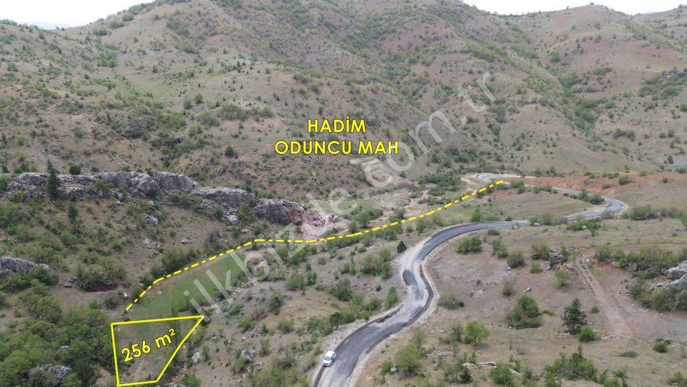 HADİM ODUNCU DA 256 M2 MÜSTAKİL TAPULU ARAZİ