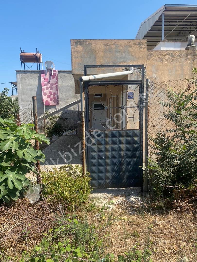 MUDANYA MESUDİYE MH. SATILIK 108 M2 İÇİNDE TEK KATLI EVİ OLAN HİSSE