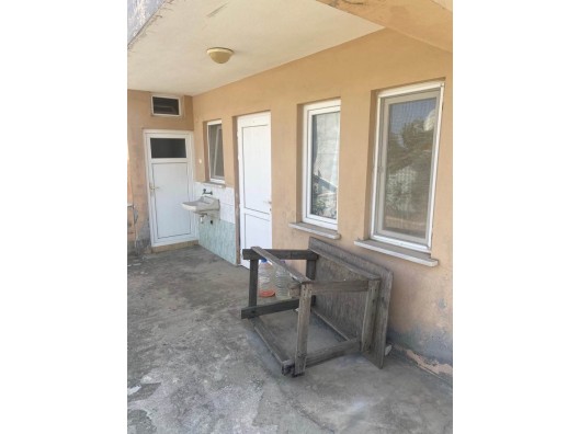 MUDANYA MESUDİYE MH. SATILIK 108 M2 İÇİNDE TEK KATLI EVİ OLAN HİSSE