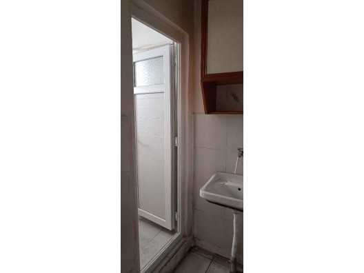 Anıt civarında kiralık bodrum kat