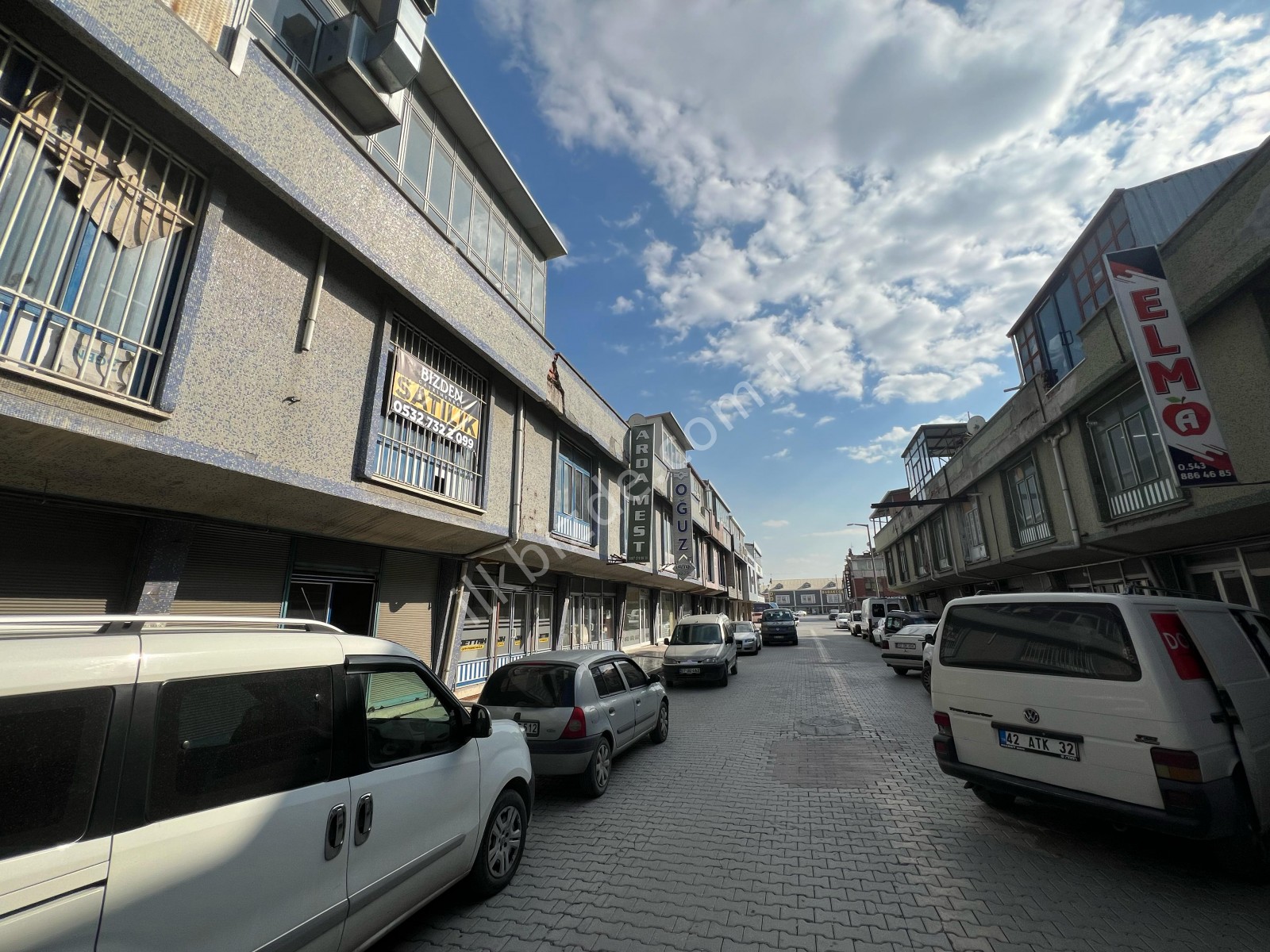 KARATAY AYKENT AYAKKABICILAR SAN. 800 M2 4 KATLI SATILIK DÜKKAN.