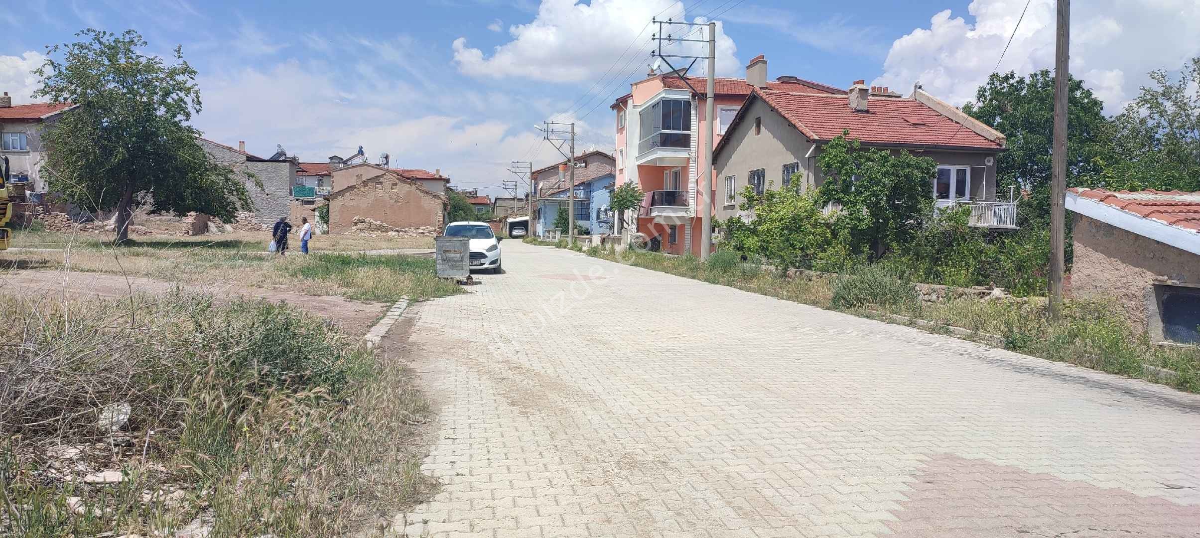 KREDİ KARTI GEÇER BOLVADİN MESCİT MAH 2 KAT İMARLI ARSA